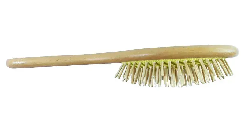 Kartáč na vlasy z bukového dřeva